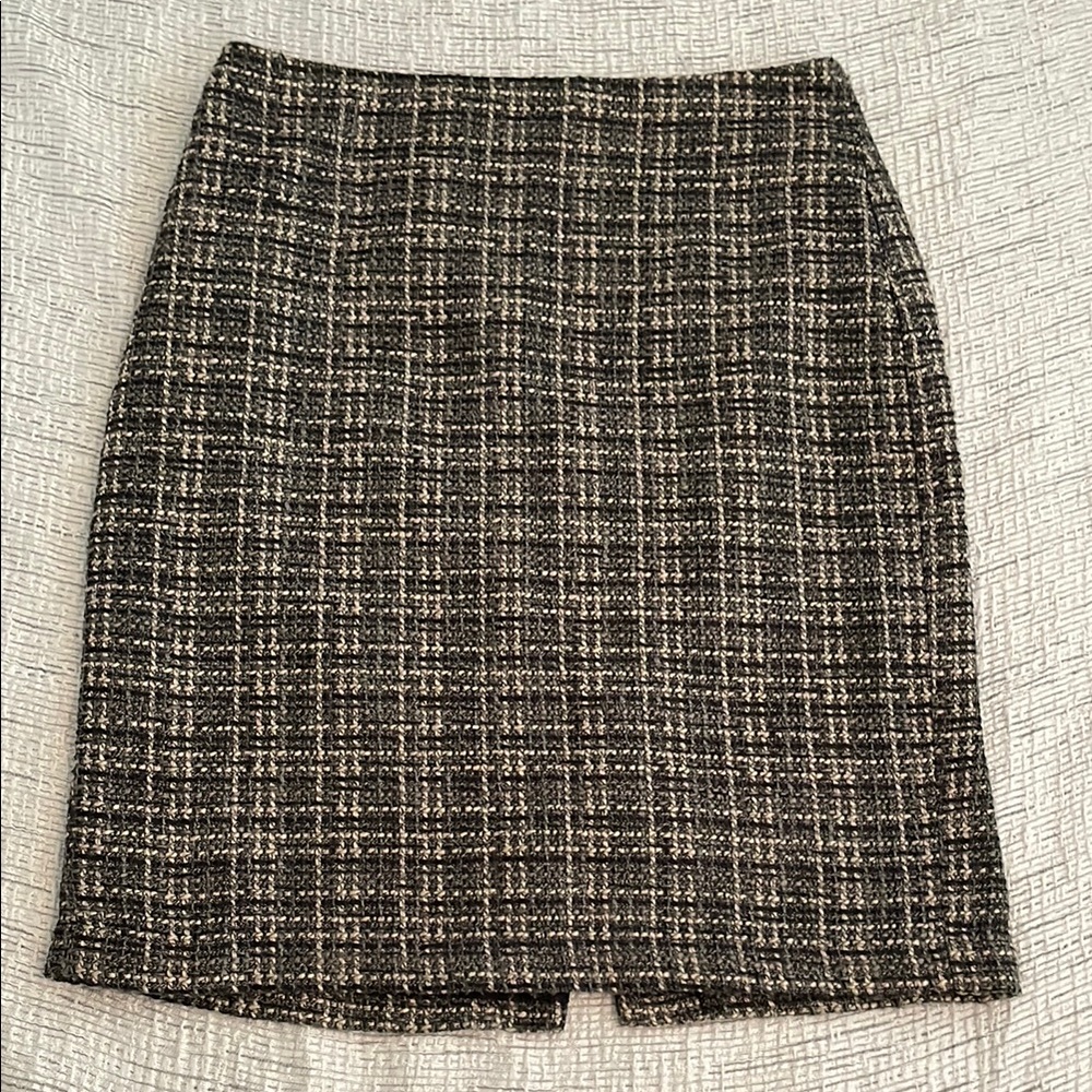 Banana Republic Black and White Tweed Pencil Skirt